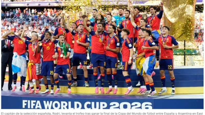 La selección española se proclama campeona del mundo por segunda vez tras vencer a Argentina en la final por 1-0.