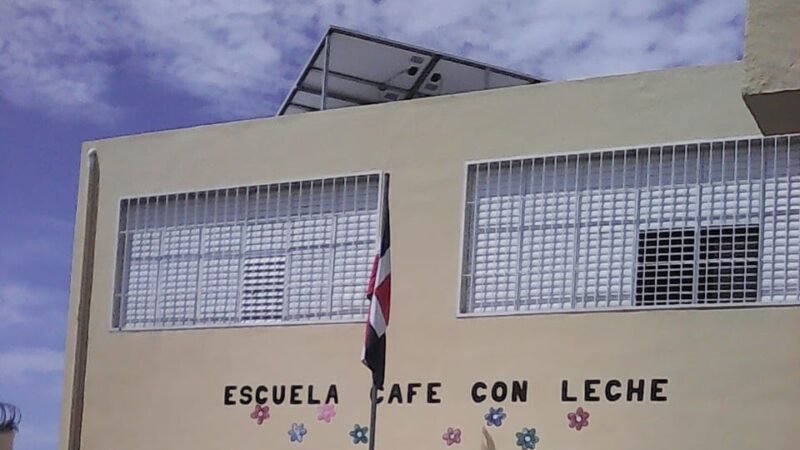 Uniformes escolares, un derecho que no admite exclusiones
