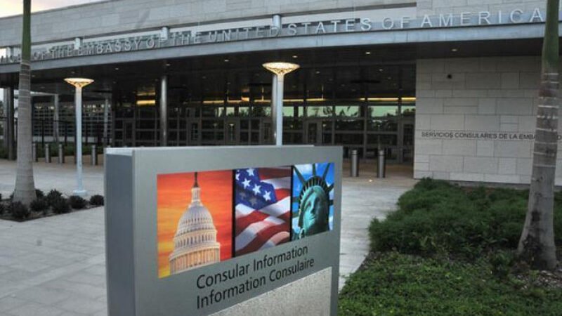 Embajada de Estados Unidos en RD advierte sobre riesgos de usar tecnologías de empresas chinas
