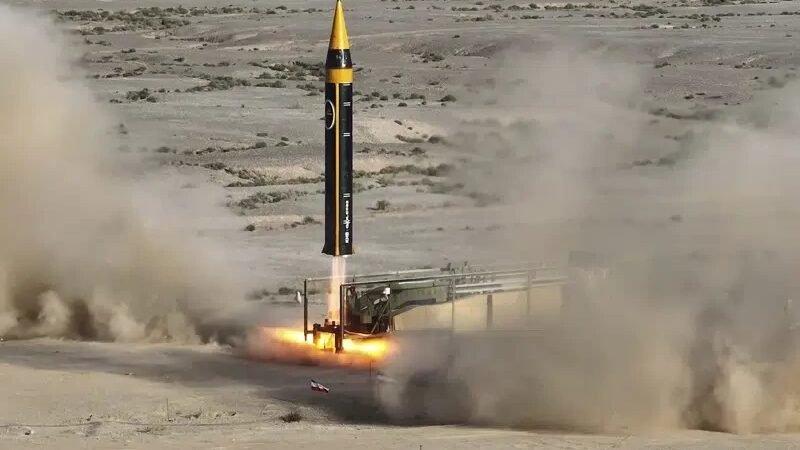 Irán ataca bases de EEUU en Jordania como represalia al bombardeo de la isla Larak