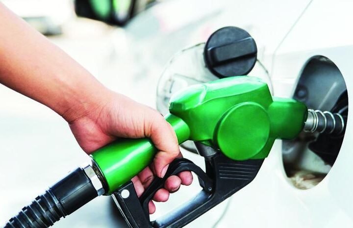 Congelan precio de los combustibles