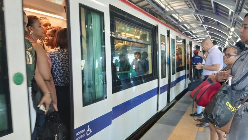 Fallas en el Metro de Santo Domingo