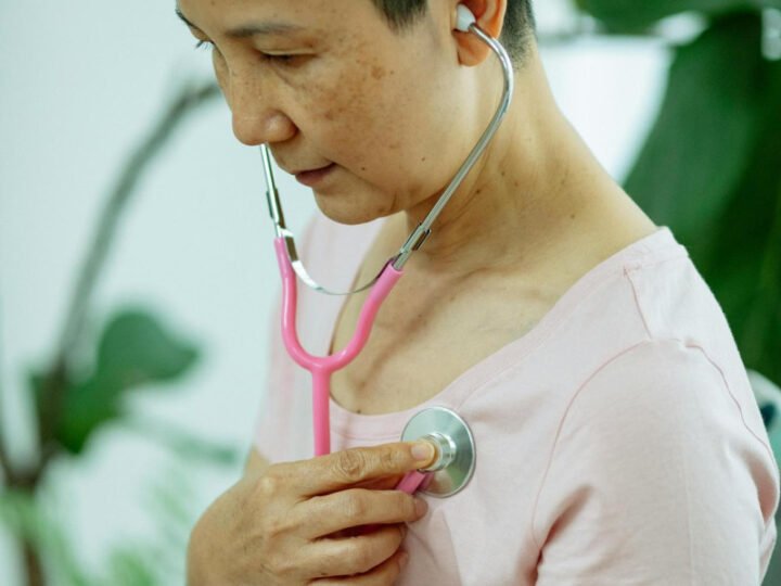 Consecuencias de la hipertensión arterial en mujeres de 30 a 79 años