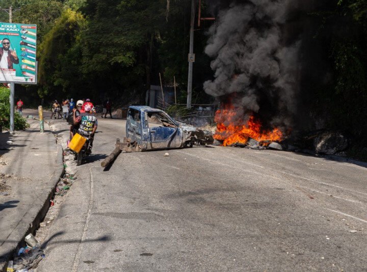 Nueva masacre de las bandas armadas en Haití con decenas de muertos