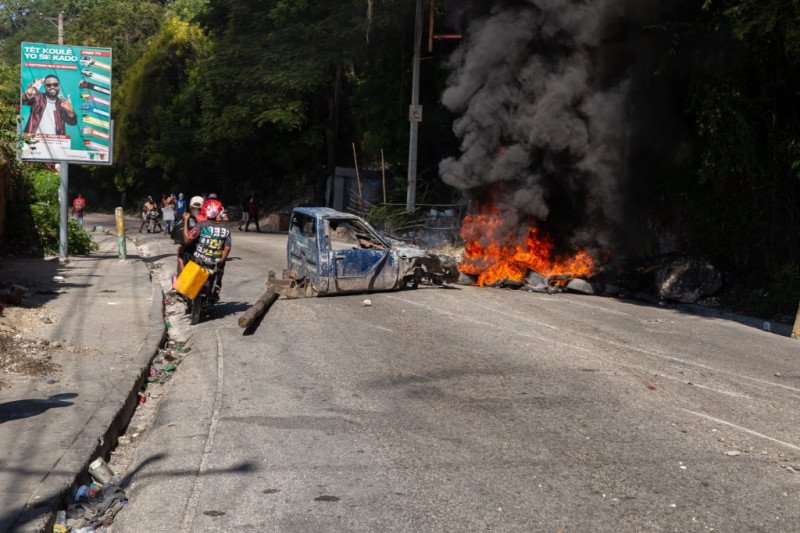 Nueva masacre de las bandas armadas en Haití con decenas de muertos