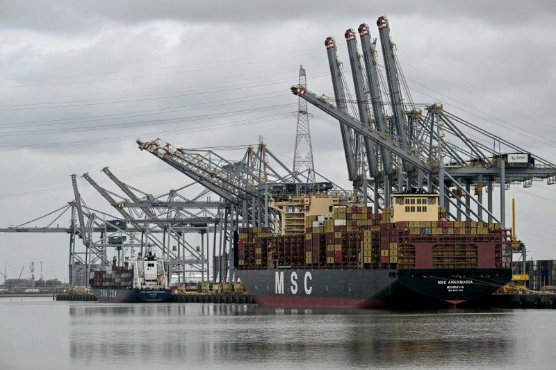 El petróleo sube tras promesa de Trump de librar una «guerra económica» contra Irán