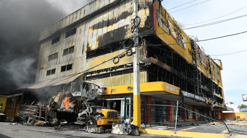 En menos de 6 meses, dos tiendas de L&R Comercial han sido destruidas por incendios