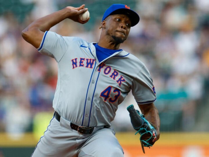 Mets cambian al relevista Huáscar Brazobán a los Medias Blancas