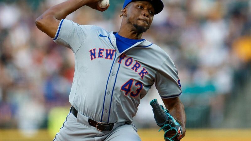 Mets cambian al relevista Huáscar Brazobán a los Medias Blancas
