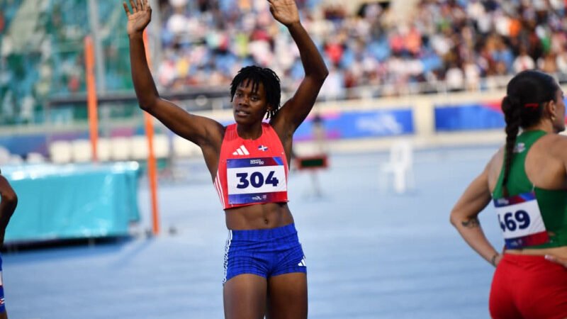 Marileidy Paulino avanza fácil a la final de los 400 metros planos