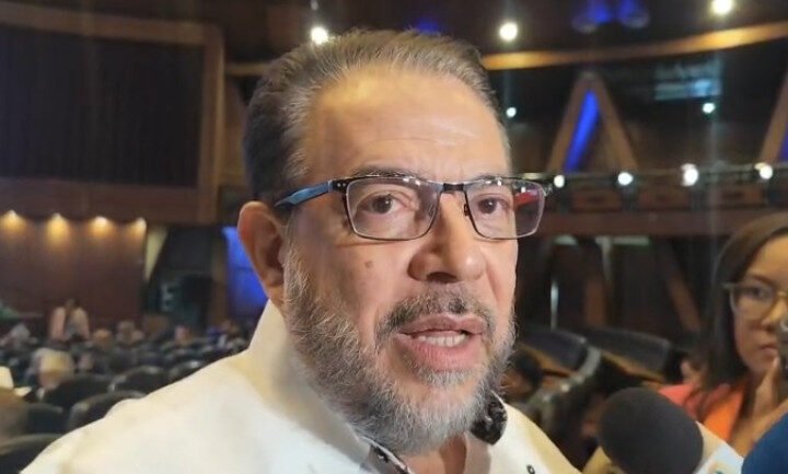 Minou, Moreno y Cabrera creen que RD actuó «bajo presión» de Estados Unidos en caso Cuba