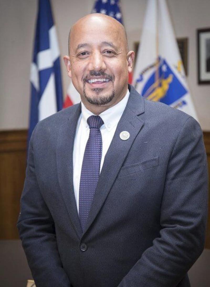 Alcalde Brian de Peña es arrestado por el FBI por presunto fraude de 1.65 millones de dólares