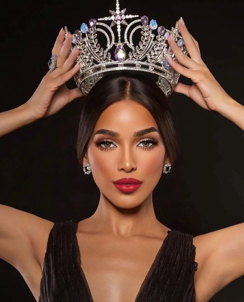 Melissa Núñez también tiene su corona en atención de adictos, modelaje y el negocio del café dominicano