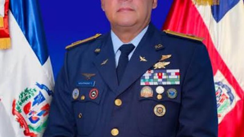 Asumen funciones Nuevos incumbentes del Ejército, la FARD y PN