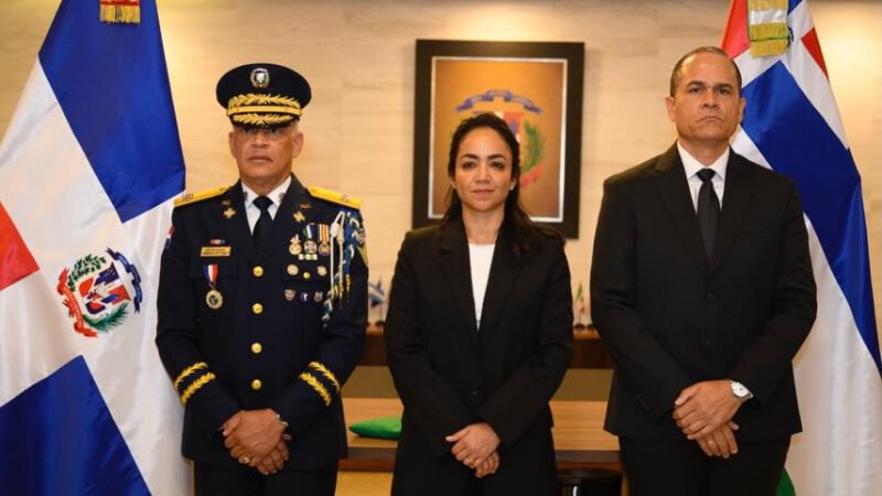 El atípico cambio de mando en la Policía Nacional