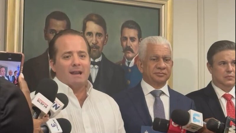 Gobierno no ha logrado todas las alianzas público-privadas por retraso que causa la ley