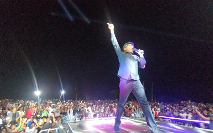 El «special guest» en Estadio Olímpico estará unos metros más lejos de la tarima