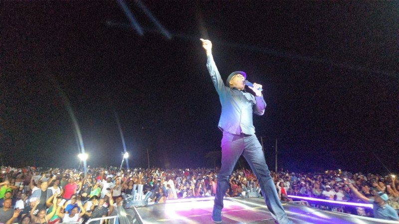 El «special guest» en Estadio Olímpico estará unos metros más lejos de la tarima