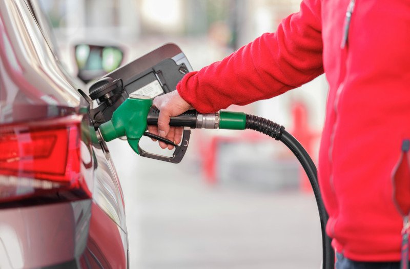 Combustibles genera rechazo por alza en la población