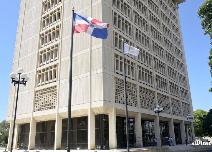 A pesar de la crisis, Gobierno asegura que la economía ha crecido al ritmo esperado