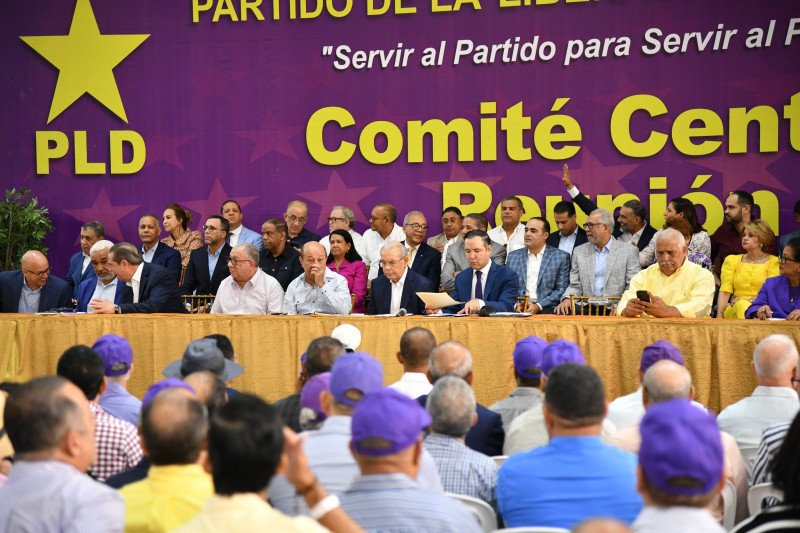Javier y Gonzalo a un mes de consulta del PLD