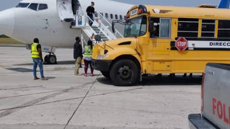 Deportan de EEUU más de 2,300 dominicanos por drogas y migración ilegal