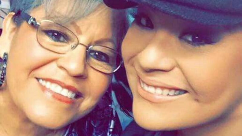 Madre y hermana de Selena responden a demanda de A.B. Quintanilla