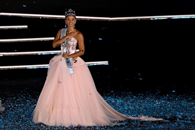 Joheirry Mola la segunda dominicana en la historia en ganar el título de Miss Mundo