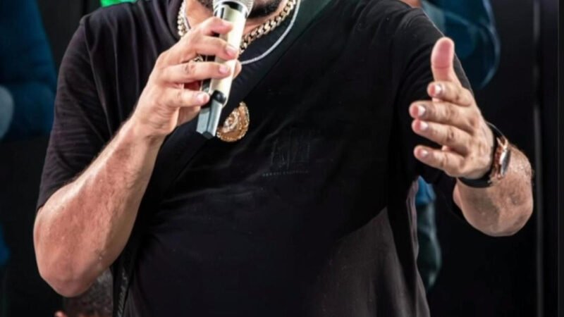 “Me ha cambiado la vida… aguantando a un músico loco”