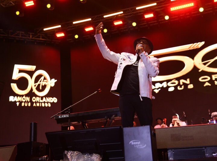 Ramón Orlando en una noche inolvidable de merengue
