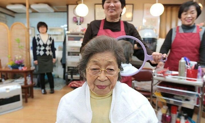 Por primera vez Japón supera las 100.000 personas con 100 años o más (y qué hay detrás de esta asombrosa longevidad)