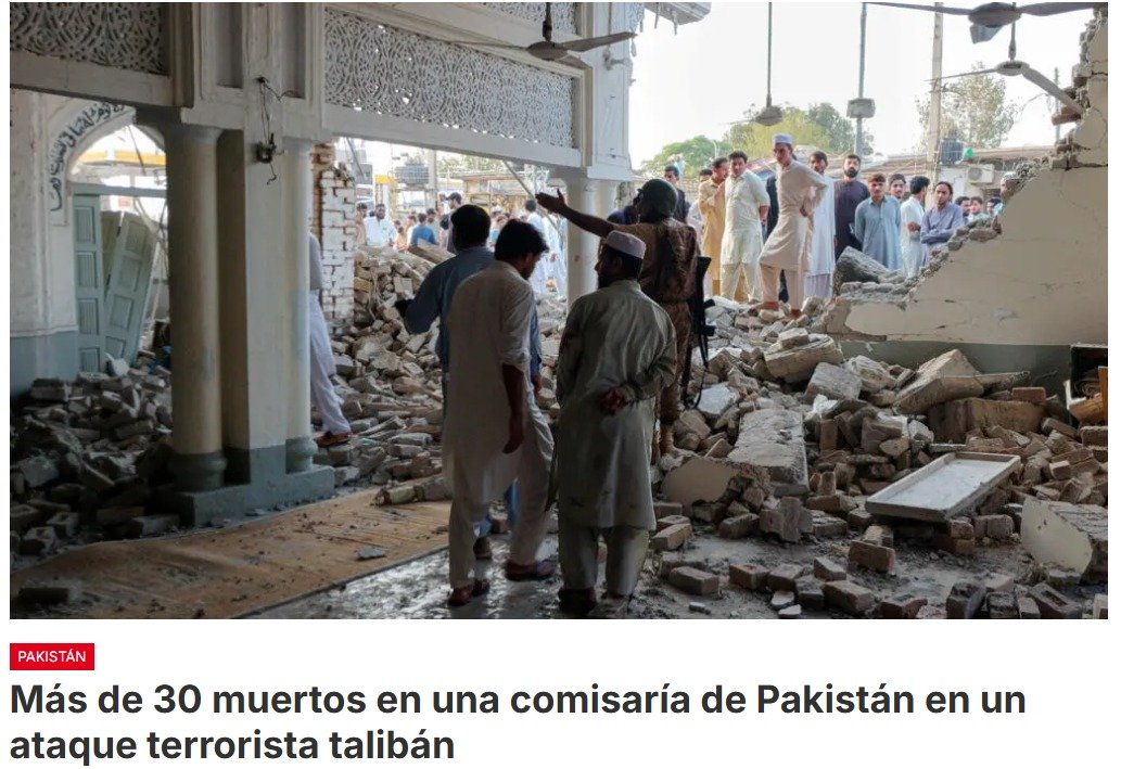 Un ataque con explosivos y armas de fuego contra un cuartel general de la policía en el norte de Pakistán, reivindicado por un grupo islamista armado, deja al menos 31 muertos, entre ellos 16 policías