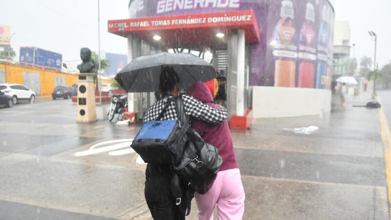 Vaguada provoca lluvias este miércoles