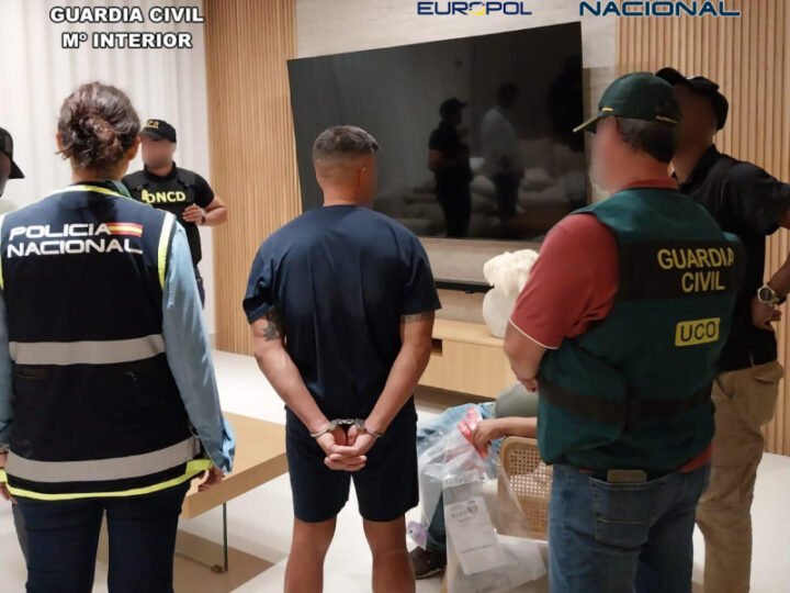 Arrestan en RD cabecilla de red que lavaba dinero a través de villas de lujo en España