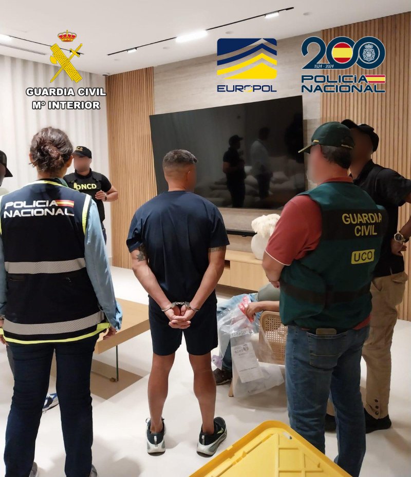 Arrestan en RD cabecilla de red que lavaba dinero a través de villas de lujo en España