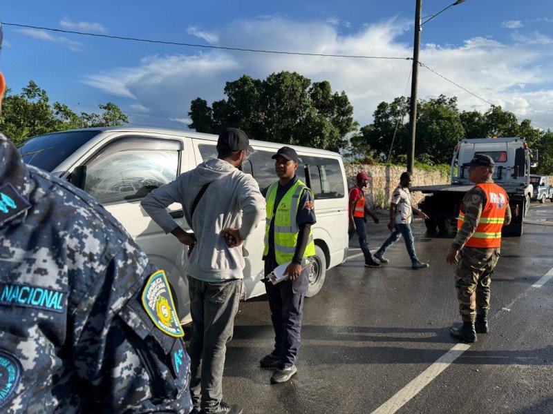 Indocumentados operan autobuses en Friusa, Bávaro, dice Intrant