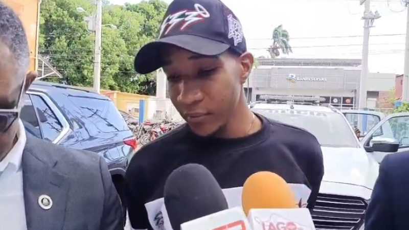Se entrega en Neyba implicado en muerte de Emmanuel Contreras Medina