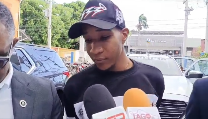 Se entrega en Neyba implicado en muerte de Emmanuel Contreras Medina