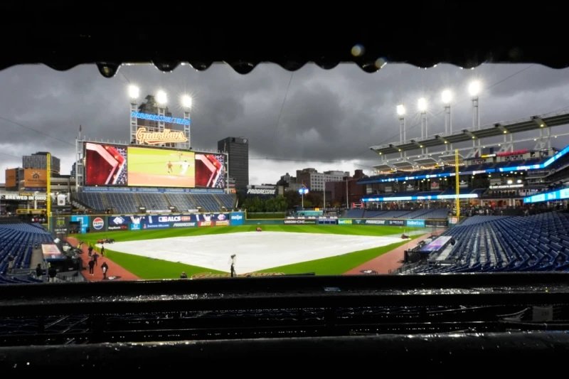 Cuarto partido de la Serie de Campeonato de la Liga Americana se pospone por la lluvia