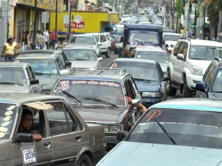 Gobierno entregó más de RD$9 mil millones en combustibles a transportistas; senadores beneficiados
