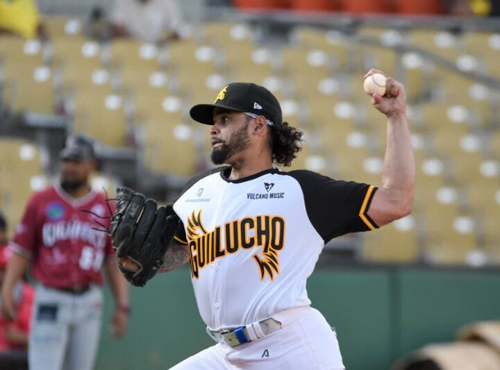 Águilas derrotan a Gigantes para su primer triunfo de la temporada