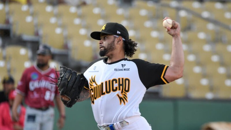 Águilas derrotan a Gigantes para su primer triunfo de la temporada