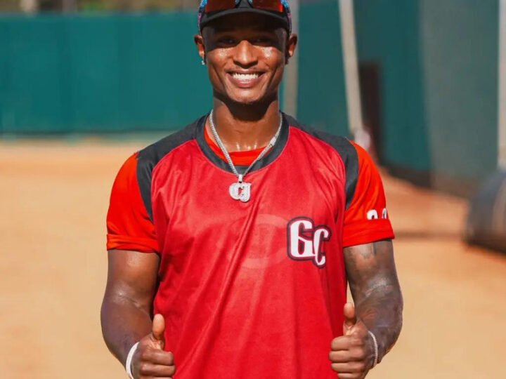 Un sueño de béisbol lejos de la mamá