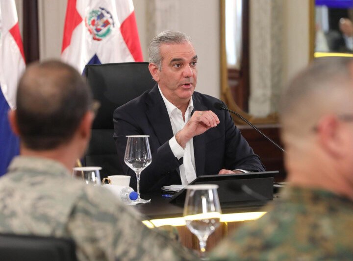 Abinader no permitirá la presencia de bandas criminales haitianas a menos de 20 kilómetros del territorio nacional
