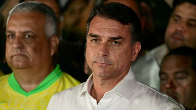 Bolsonaro se declara líder de Brasil tras borrar carta en la que se proclamaba presidente