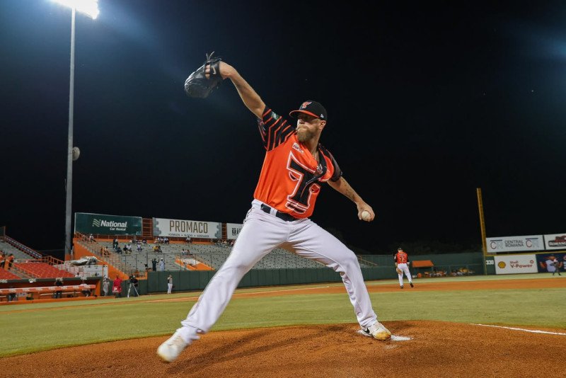 Valdez, Grills y Rodríguez lideran blanqueada de Toros sobre Águilas