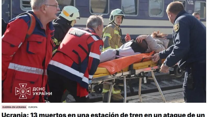 Un dron ruso se estrella contra una estación de tren en Dnipró, en el sureste de Ucrania, y matando 13 personas
