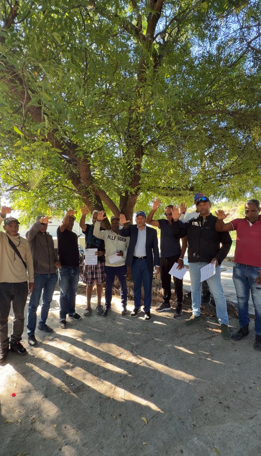 Graciano Jiménez intensifica expansión de Salva Dominicana con recorrido por municipios del Sur