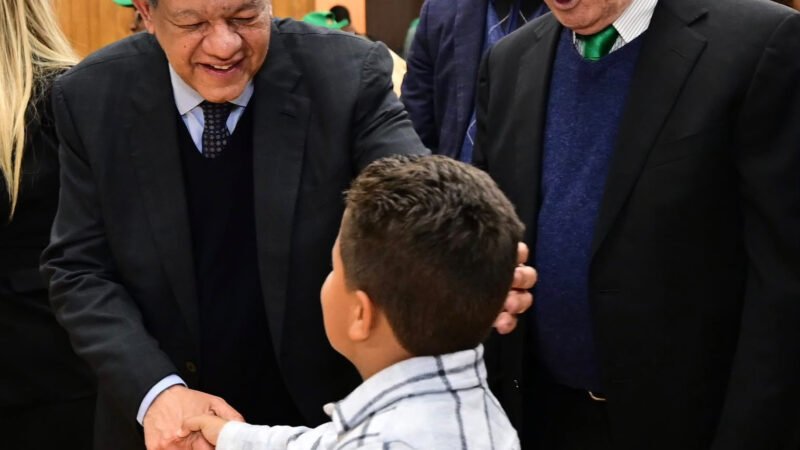 Leonel Fernández propone nacionalidad dominicana automática y gratuita para hijos de dominicanos nacidos en el extranjero
