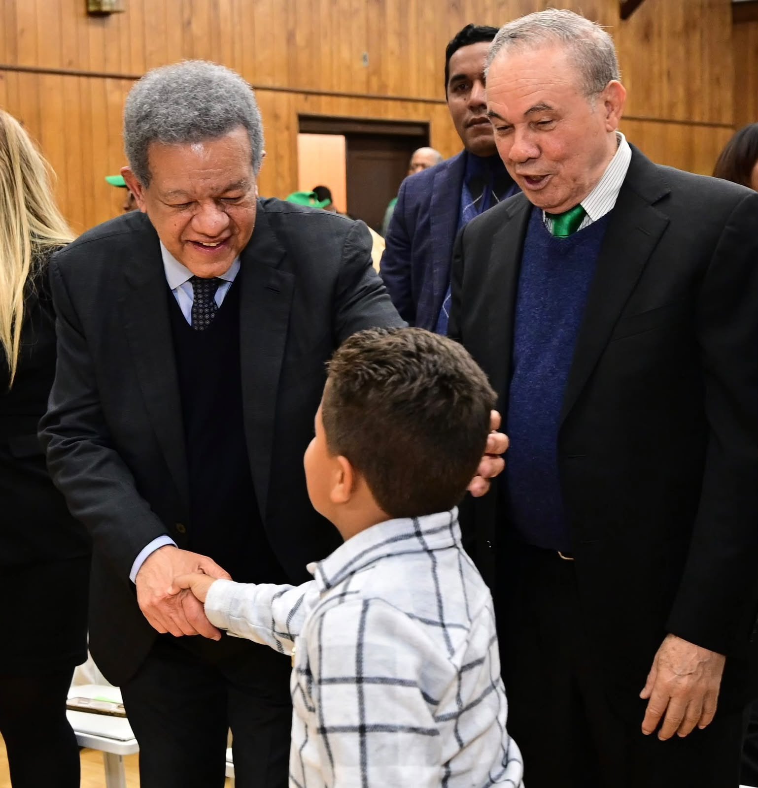 Leonel Fernández propone nacionalidad dominicana automática y gratuita para hijos de dominicanos nacidos en el extranjero